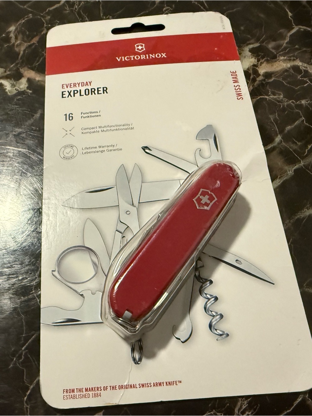 Victorinox EVERYDAY EXPLORE 16 functions Swiss Army Knife New Sealed Swiss Made